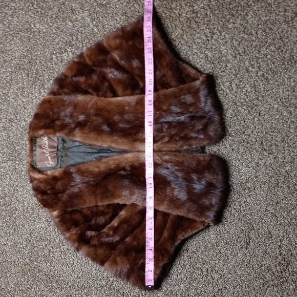 Vintage Gimbel Brothers Fur Stole / Shawl - Picture 15 of 17